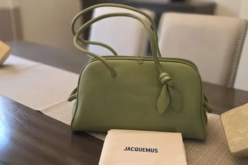 Why Choosing the Right Handbag Matters